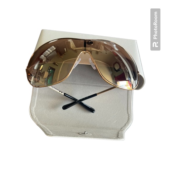 Michael Kors Collection Park Avenue Sunglasses - Gold - LIKE NEW - Picture 3 of 11